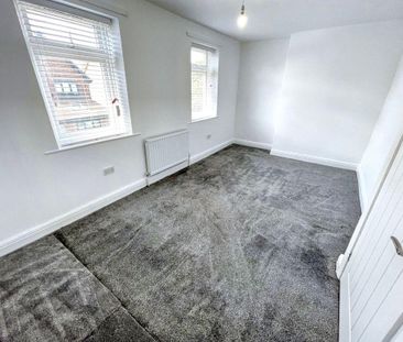 2 bed end of terrace house to rent in NE12 - Photo 3