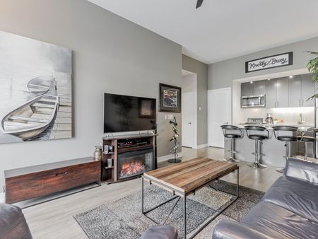 For Lease - 303 Broward Way Unit# 93, Innisfil, Ontario - Photo 2