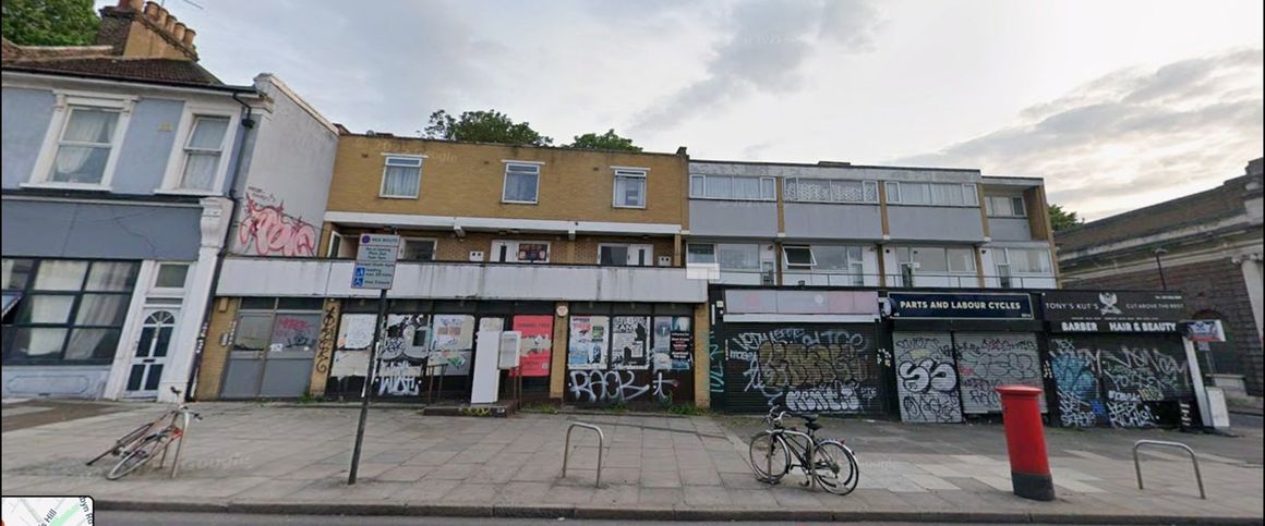 2 Bed Flat, Lewisham Way, SE14 - Photo 1