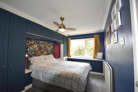 2 bedroom maisonette to rent - Photo 4