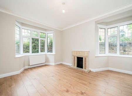 Kelvin Drive - Photo 2