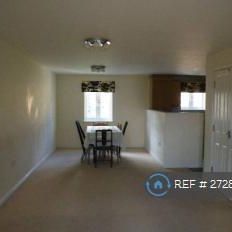 4 bedroom semi-detached house to rent - Photo 1