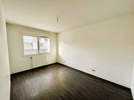 Appartement À Louer 2 Pièces , 39 M² - Photo 3