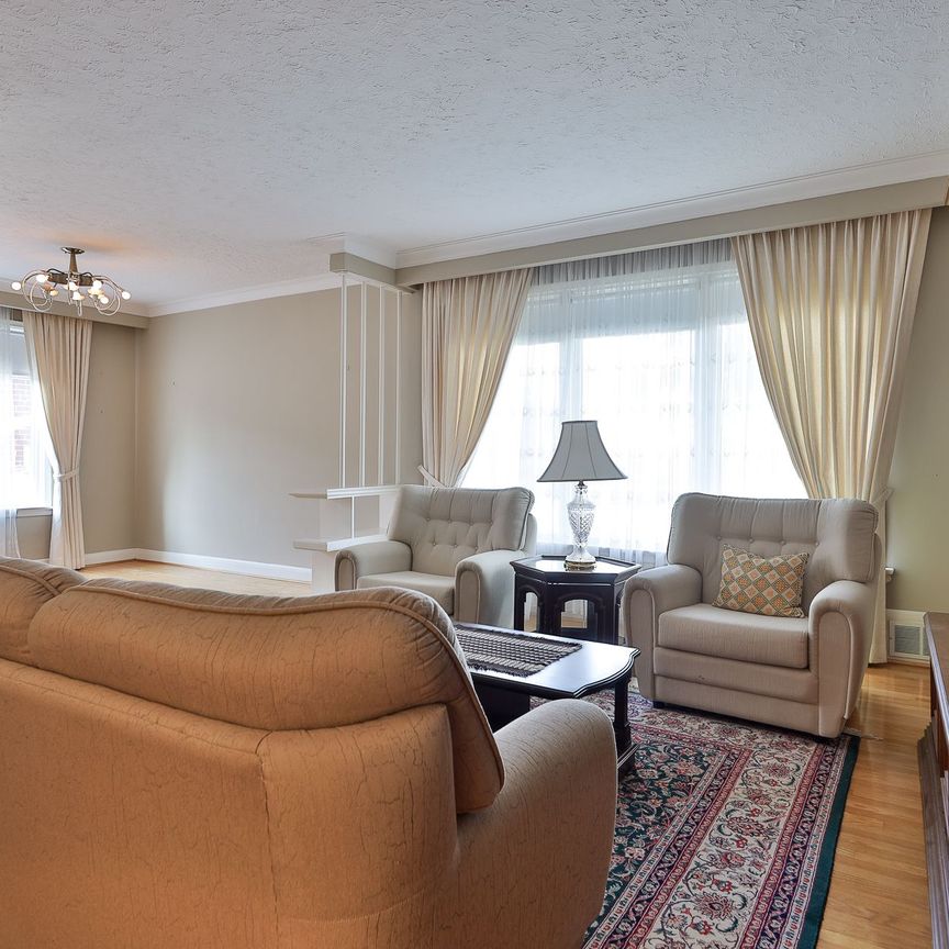 For Lease - 261 Epsom Downs Drive Unit# Main, Toronto, Ontario - Photo 1