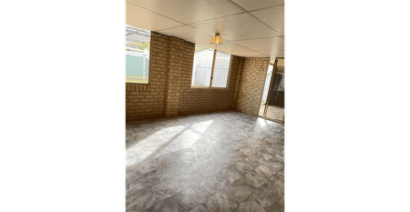 Brand New Carpets and Freshly Painted... - Photo 5