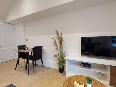 2 bedroom apartment to rent - Photo 2