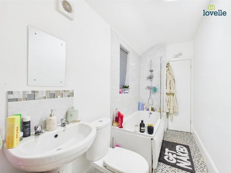 2 bedroom terraced house to rent - Photo 3