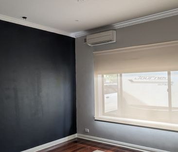 Bright, Spacious & Perfectly Located – Family Living Minutes from C... - Photo 5