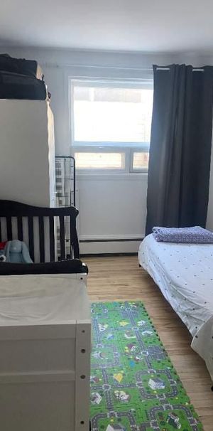 4 1/2 Quartier Limoilou- disponible immédiatement - Photo 1