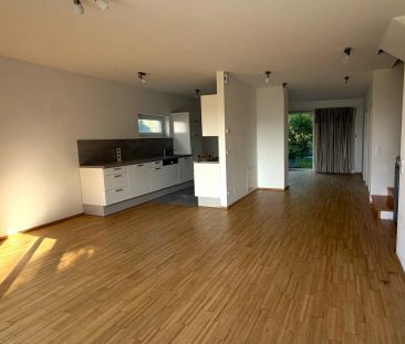 Helles Reihenhaus mit Fernblick und 2 Stellplätzen - Photo 6