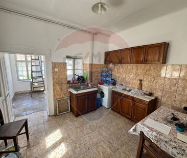 Casa de inchiriat in zona Parneava/Confectii - Fotografie 4