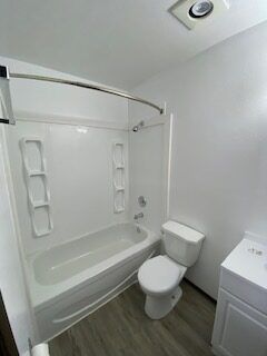 Sandalwood A – 2 Bedroom - Photo 2