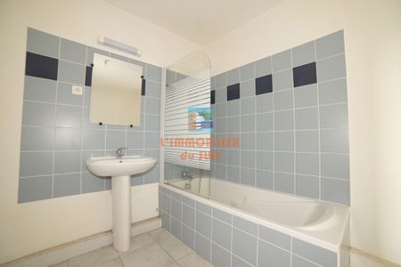 A LOUER T2 CENTRE VILLE NARBONNE - Photo 4