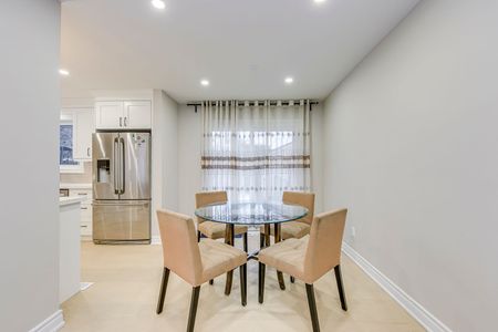 For Lease - 2420 Raymore Drive, Burlington, Ontario - Photo 4