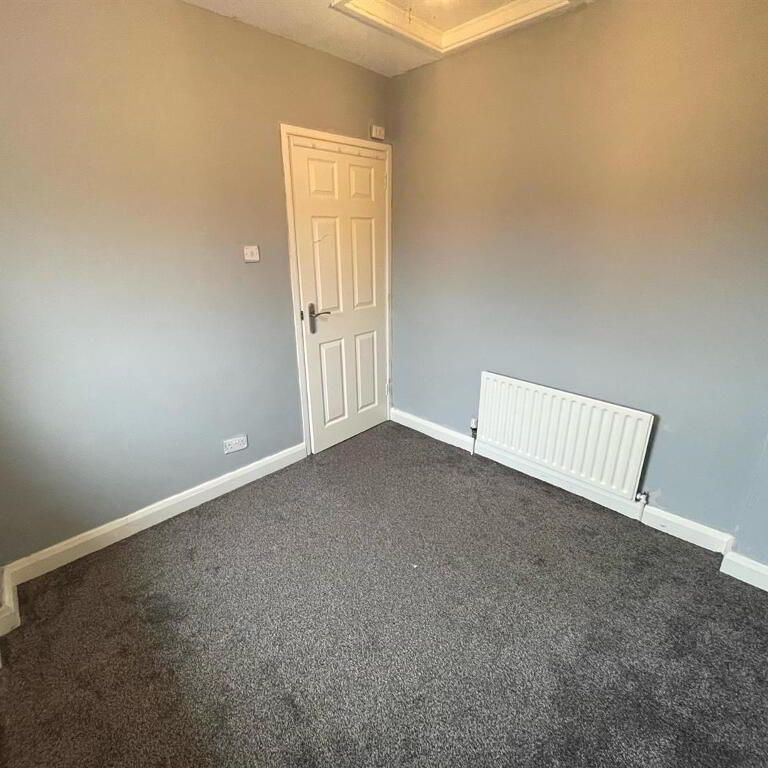 53 Andersonstown Crescent, Belfast, BT11 8FJ - Photo 1