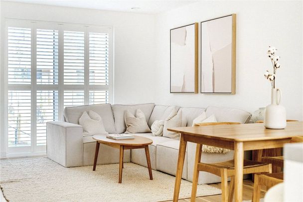 Pulling-road, Pinhoe - Photo 1