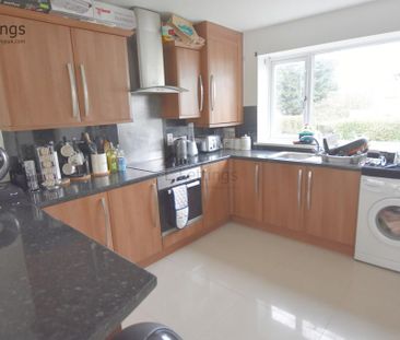 3 bedroom semi-detached house to rent - Photo 6