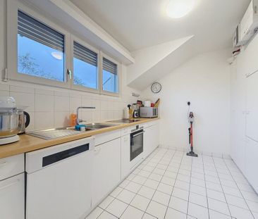 Bel appartement de 4 pièces situé en plein centre-ville de Pully - Photo 2