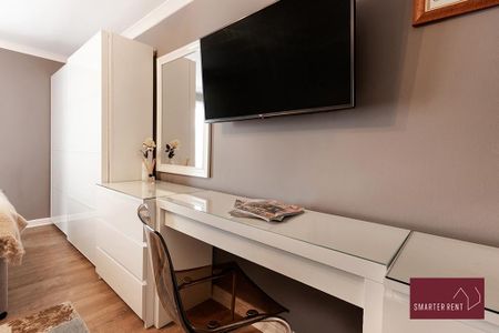 3 bedroom apartment to rent - Photo 3