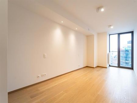 Tout savoir sur cet appartement à Ixelles - Photo 2