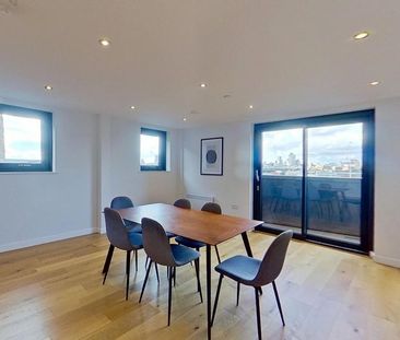 3 bedroom flat to rent - Photo 2