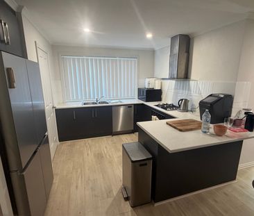 Evanston Gardens - Photo 2