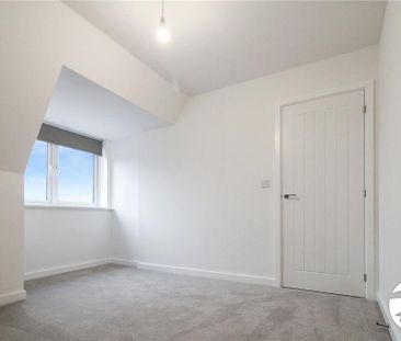 3 bedroom end of terrace house to rent - Photo 5