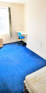 5 Bed Terraced House, Royal Park Terrace, LS6 - Photo 3