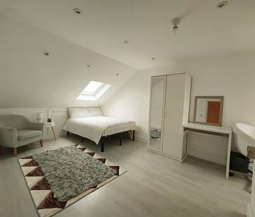 Room in a Shared Flat, Dacre Road, E13 - Photo 3