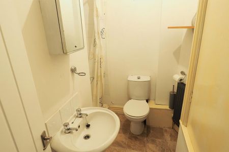1 bedroom end of terrace house to rent - Photo 5