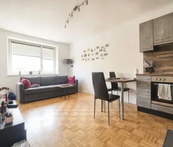 Neu Renovierte Wohnung für Paare ohne Makler! inkl. Küche - Photo 1