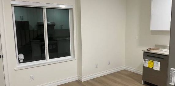 North Burnaby *NEW* 1 Bedroom Basement suite - Photo 2