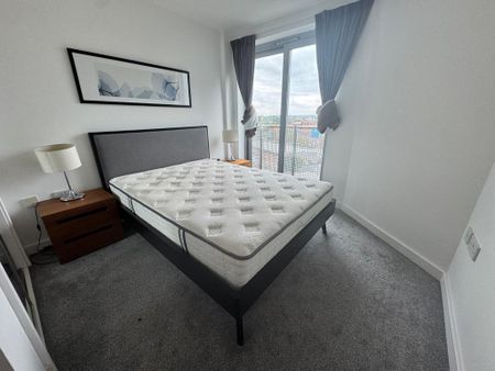 2 bedroom flat to rent - Photo 3