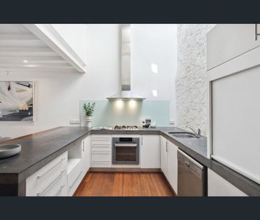 3/36 Henry St, Fremantle, WA 6160 - Photo 4