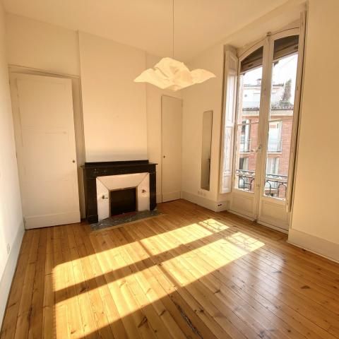 Appartement à louer - 2 pièces - 62 m² - Photo 1