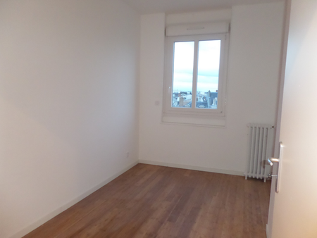 APPARTEMENT REIMS CENTRE, place du Forum - Photo 4