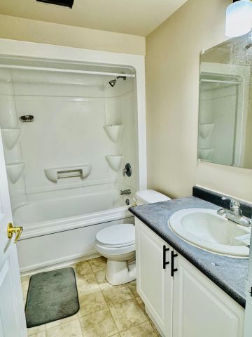 For Lease - 274 Erb Street Unit# 804, Waterloo, Ontario - Photo 5