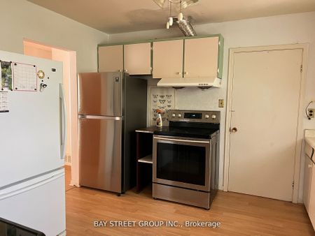 For Lease - 19 Arrowflight Drive, Markham, Ontario - Photo 3