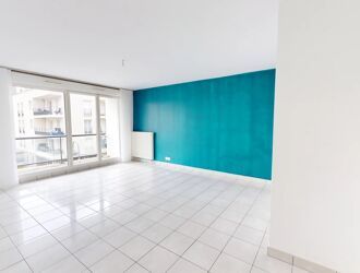 Location Appartement 4 pièces 81 m2 à Chartres - Photo 1