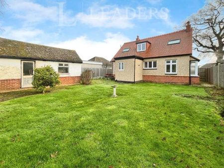 Thorpe Road, Great Clacton, CO15 - Photo 3