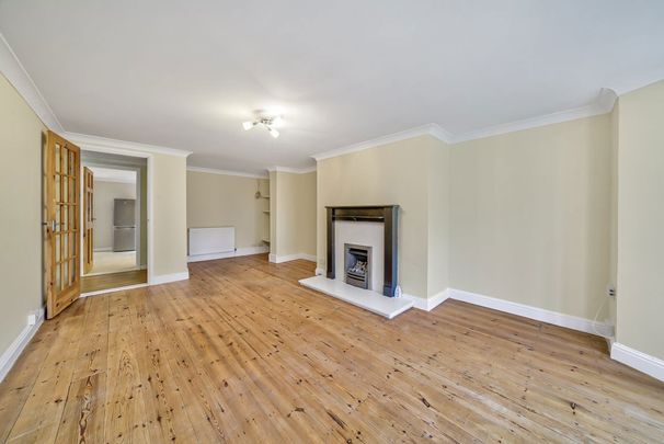 14a, Victoria Road North, Southsea - Photo 1