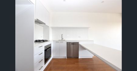 Spacious 2 bedder with beautiful surrounding - Photo 4