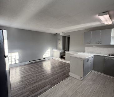 23 Lowrey Street - 3 - Photo 3