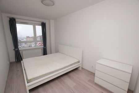 Apartament blisko centrum – 2 pokoje, winda - Zdjęcie 4