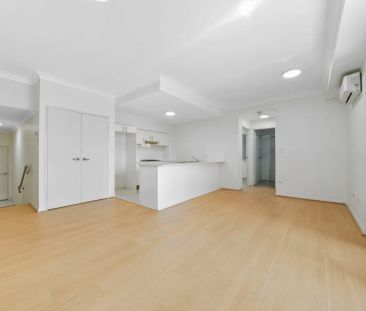 Modern North-Facing Apartment in a Prime Wentworthville Location - Photo 3