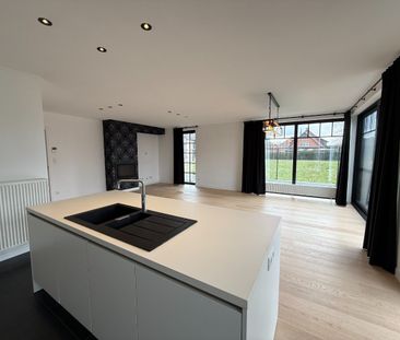 Stijlvol gelijkvloers app. met 2 slpks en tuin in Westerlo - Photo 6