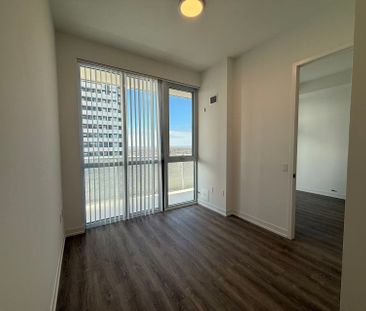 For Lease - 8 Interchange Way Unit# 2701, Vaughan, Ontario - Photo 5