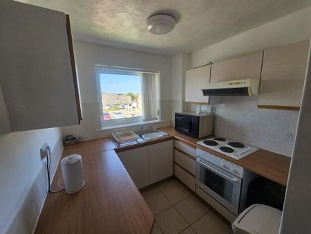 2 bedroom flat to rent - Photo 5