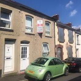 **student Property**, 4 Edenmore Street, Derry, BT48 7JP - Photo 3