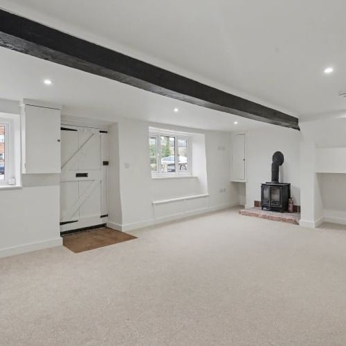 Marston St Lawrence - Photo 1